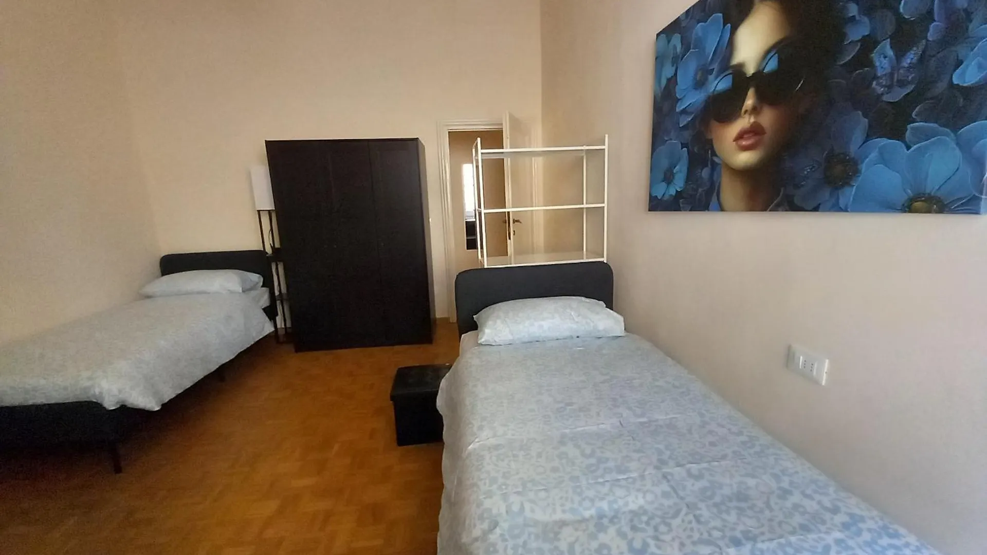 Moro Apartment Florence 0*,