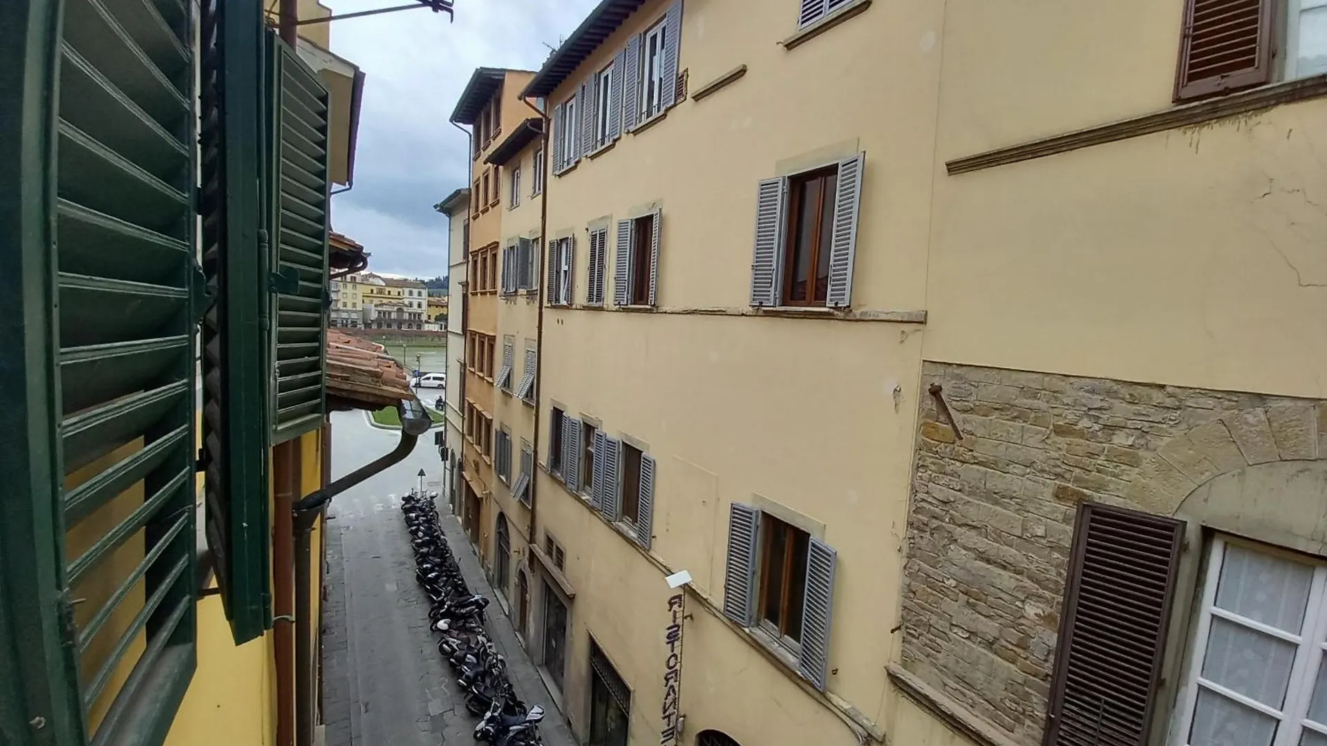 Moro Apartment Florence